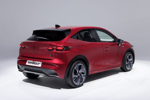 Renault Clio 1.8 E-TECH Hybrid 160 EVOLUTION 